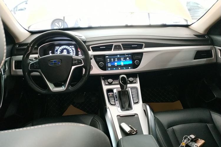 Used Geely Auto Emgrand X7 Sport 2016 1.8TD Automatic Smart Connectivity Version Center Console