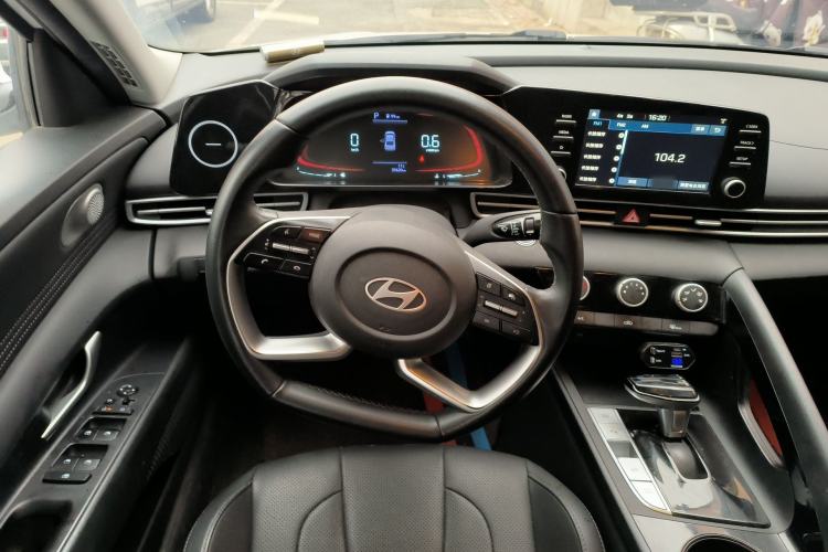 Used Hyundai Elantra 2023 1.5L CVT GLX Elite Edition
