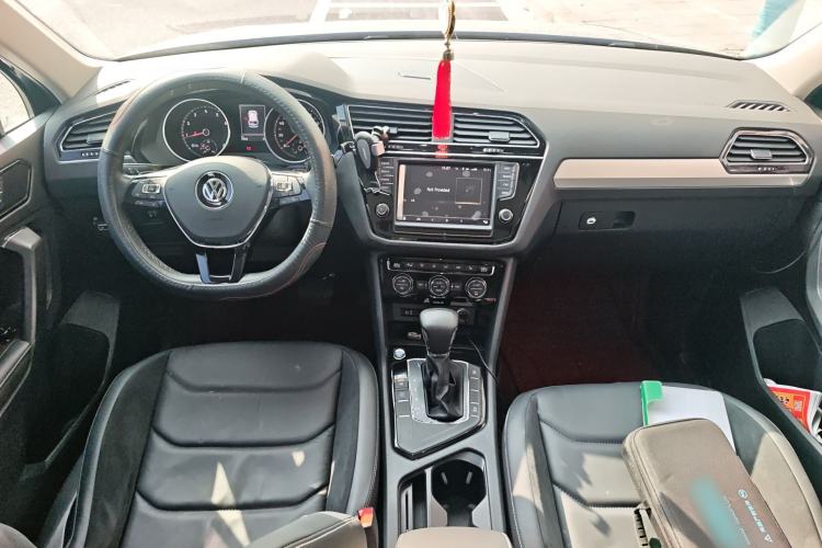 Used Volkswagen Tiguan L 2017 330TSI Automatic Two-Wheel Drive Luxury Edition