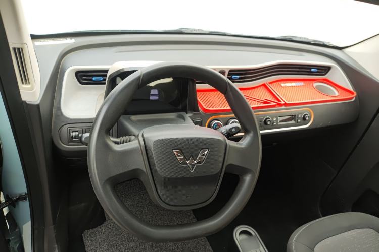 Used Wuling Hongguang MINIEV 2021 Macaron Fashion Model Lithium Iron Phosphate