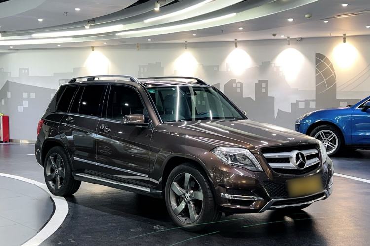 Used Mercedes-Benz GLK-Class 2013 Facelift GLK 300 4MATIC Fashion Edition Exterior 2