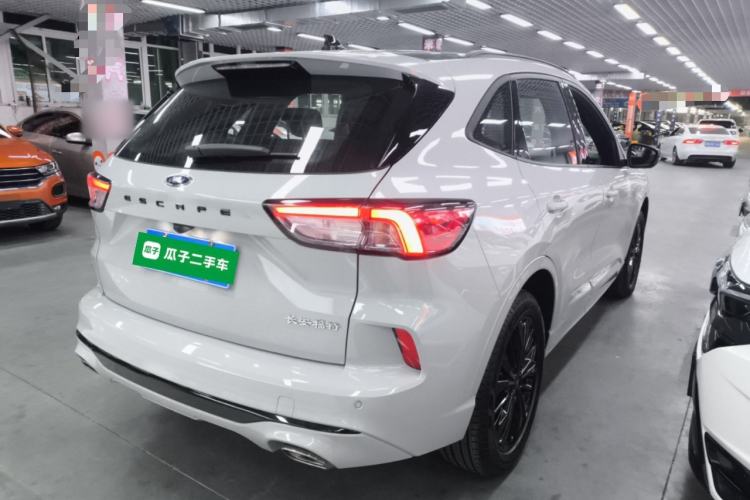 Used Ford Escape 2024 EcoBoost 245 Four-Wheel Drive ST-Line Pro Trim
