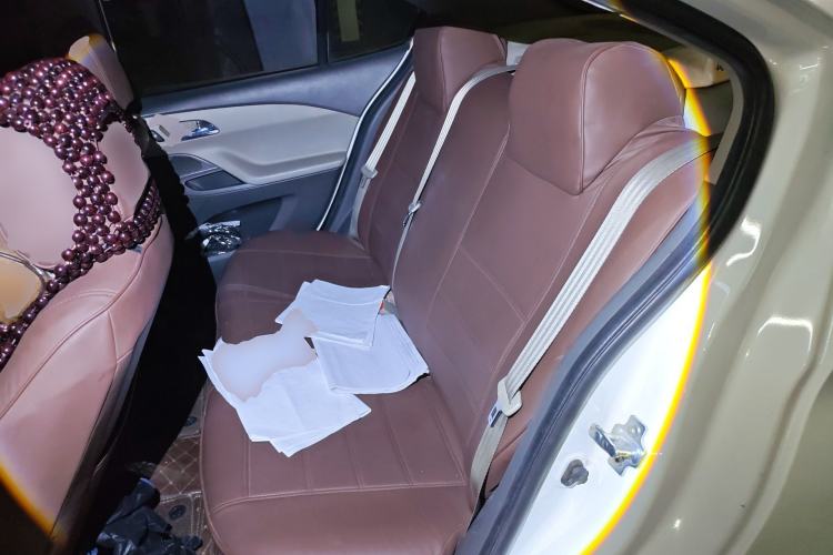 Used Chevrolet Sail 2015 Sail 3 1.5L AMT Happiness Sunroof Edition
