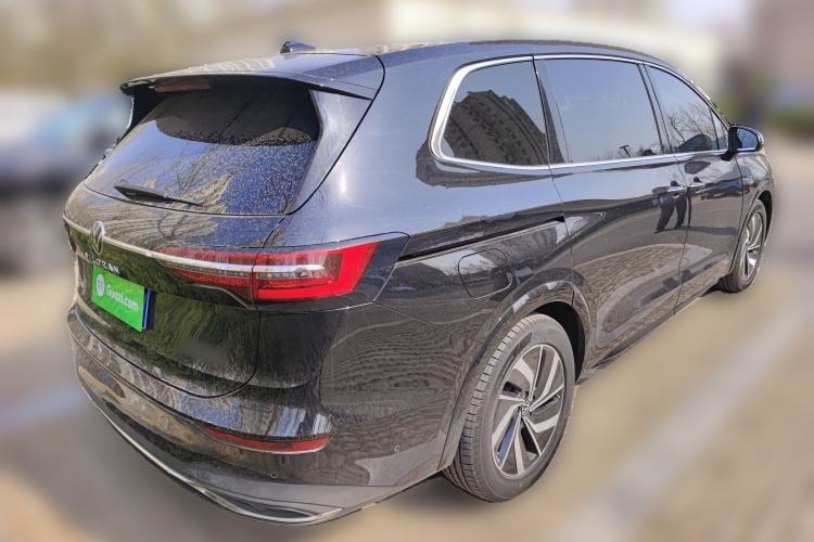 Used Volkswagen Viloran 2022 380TSI Luxury Edition Rear Right 45 Deg