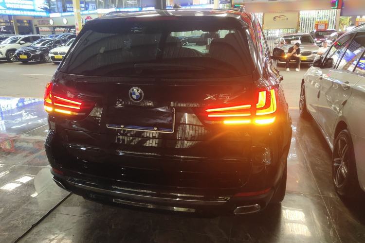 Used BMW X5 2017 xDrive35i Standard Model U.S. Specification
