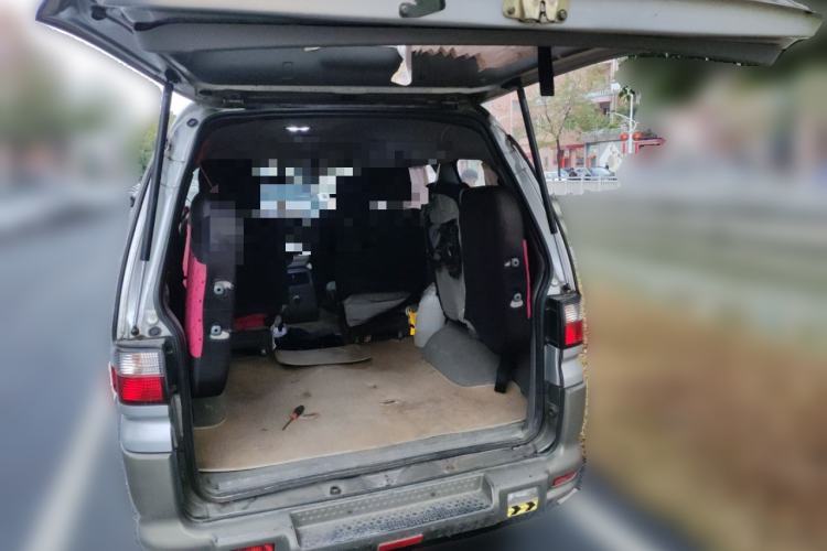 Used FORTHING Lingzhi 2014 V3 1.5L 7-Seater Standard Model II
