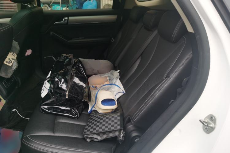 Used BYD Tang 2018 2.0T Automatic SmartConnect Prestige 7-Seater China V Standard Left Rear Seat