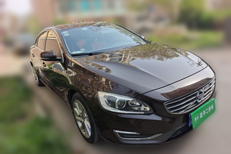 Used Volvo S60 2017 S60L T4 Smart Range Edition
