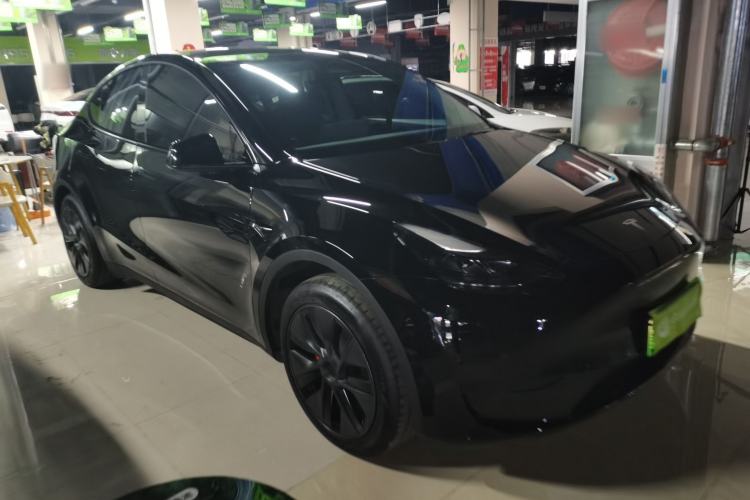 Used Tesla Model Y 2023 Rear-Wheel-Drive Version