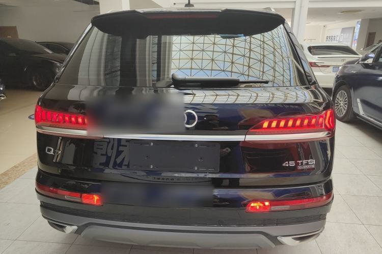 Used Audi Q7 2023 45 TFSI quattro S line Sport model