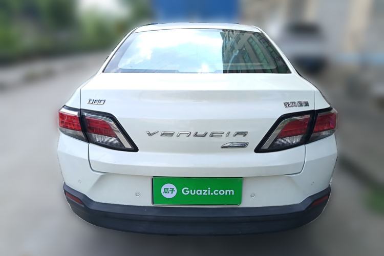 Used Venucia D60 2019 1.6L XL CVT Smart Connect Elite Edition