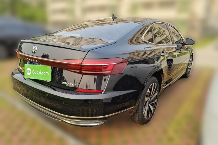 Used Volkswagen Passat 2022 330TSI Luxury Edition Rear Right 45 Deg