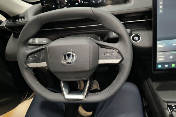 Used CHANGAN Eado 2025 Blue Whale 1.5T 500Bar Prestige Model
