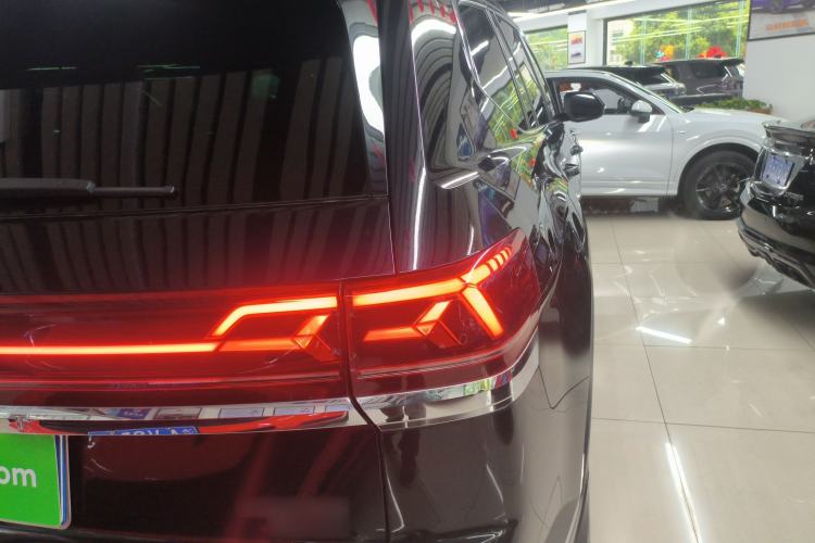 Used Volkswagen Teramont 2022 530 V6 Four-Wheel Drive Prestige Luxury Edition Right Rear Taillight