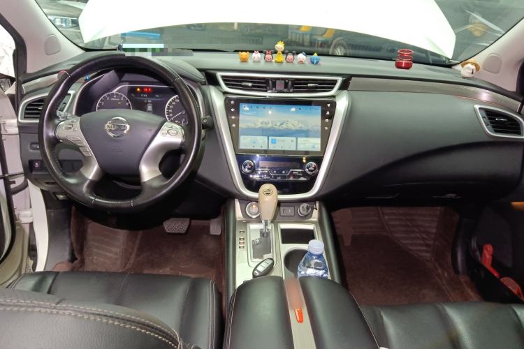 Used Nissan Murano 2021 2.5L XL Two-Wheel Drive Smart Connect Luxury Edition Center Console