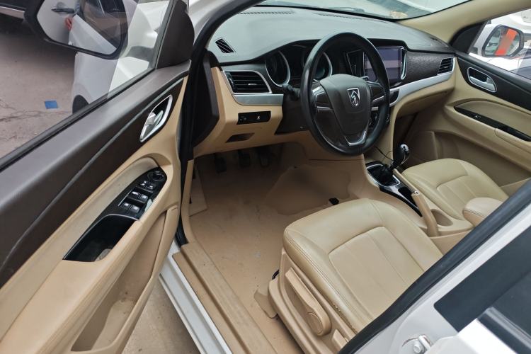 Used Baojun 730 2019 1.5L Manual Value Edition 7 Seats China VI Emission Standard
