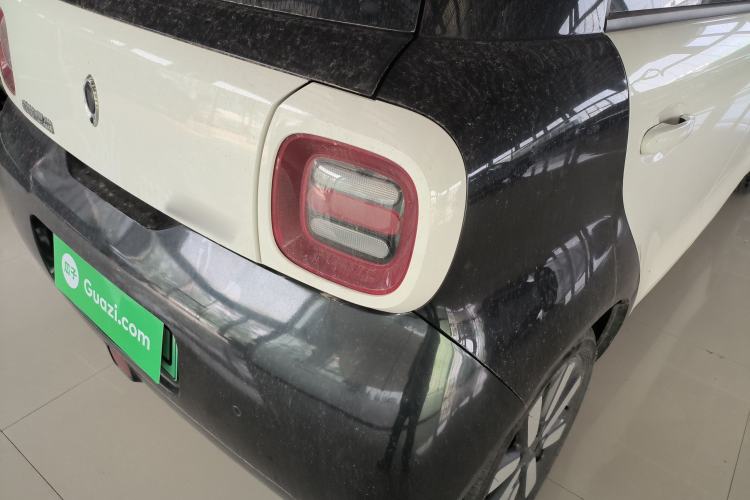 Used ORA Black Cat 2021 351 km Standard Version Right Rear Taillight