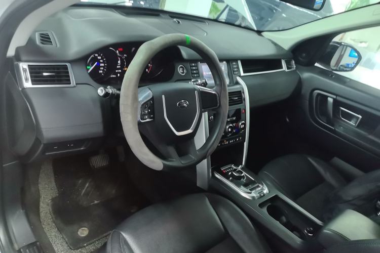 Used Land Rover Discovery Sport 2018 240 PS PURE Edition