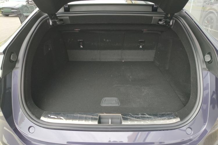 Used Avatr 12 2026 Ultra Pure-Electric All-Wheel-Drive Version Trunk