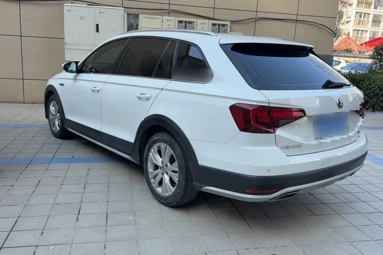 Used Volkswagen C-TREK 2018 1.5L Automatic Comfort Model Exterior 5