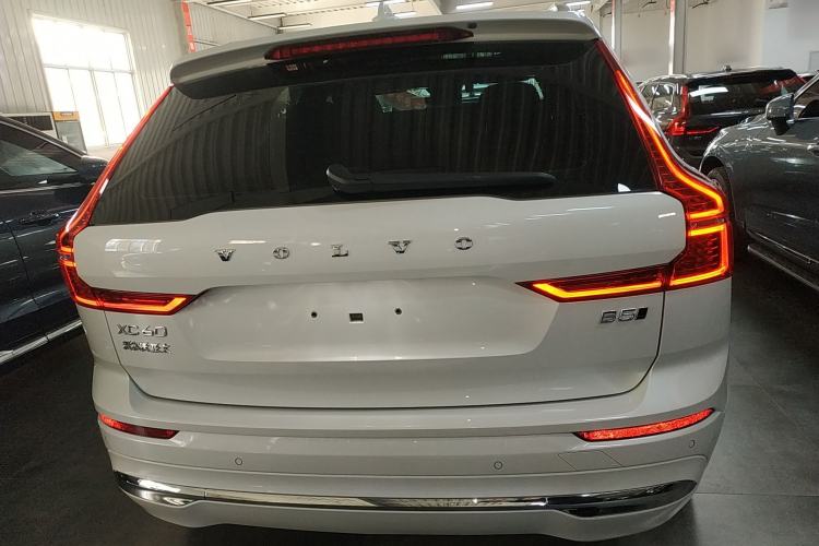 Used Volvo XC60 2023 B5 4x4 Smart Luxury Edition
