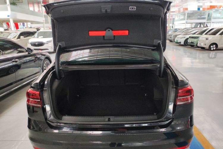 Used Volkswagen Phideon 2018 Revised Version 380TSI Two-Wheel Drive Business Edition