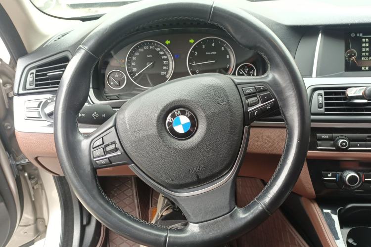 Used BMW 5 Series 2017 520Li Elegant Edition
