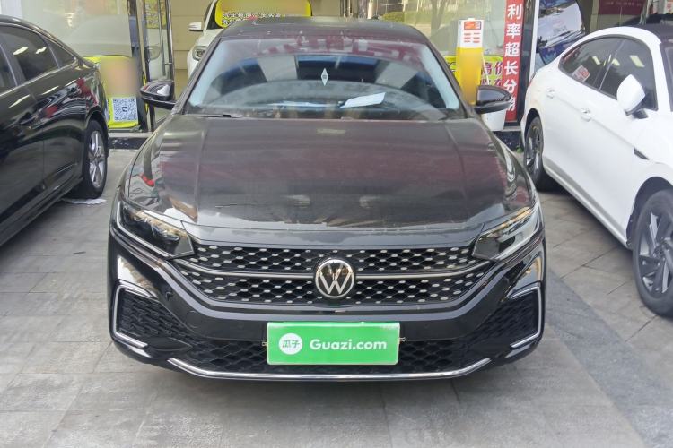 Used Volkswagen Passat 2024 380TSI Starry Elite Edition Front