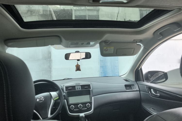 Used Nissan Tiida 2020 1.6L CVT Cool Edition Headliner