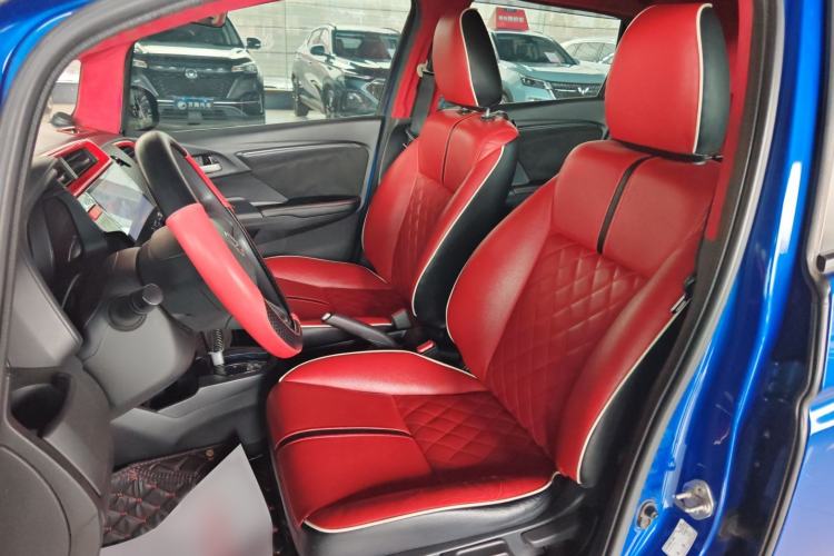 Used Honda Fit 2016 1.5L LX CVT Comfort Model
