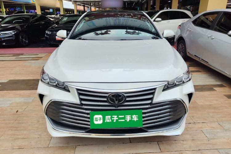 Used Toyota Avalon 2019 2.5L Touring Premium Version China VI Standard Front