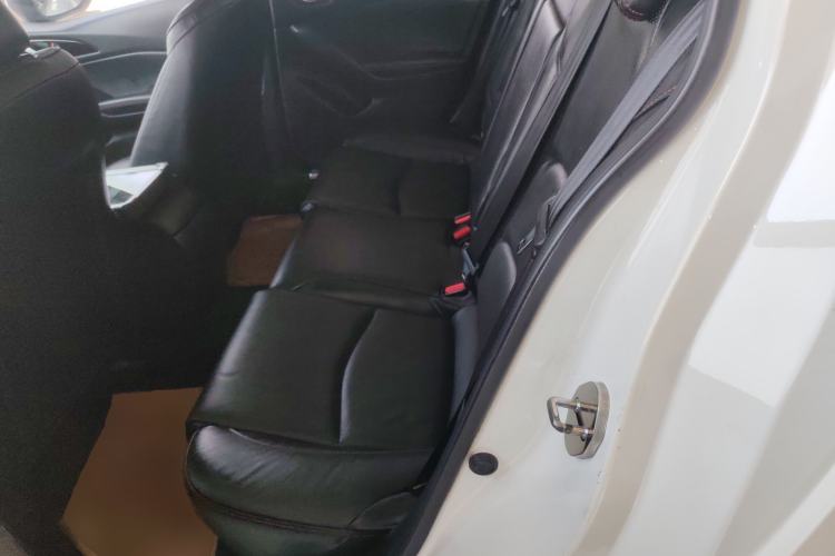 Used Mazda 3 Axela 2016 Sedan 2.0L Automatic Sport Model