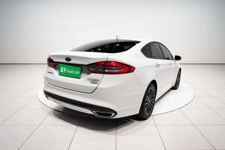 Used Ford Mondeo 2017 Facelifted EcoBoost 200 Luxury Version Rear Right 45 Deg