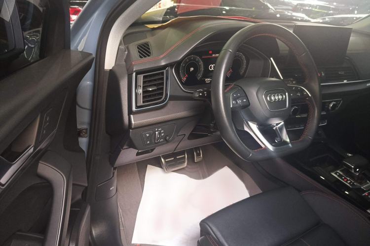 Used Audi Q5L 2022 40T RS Package Performance Model