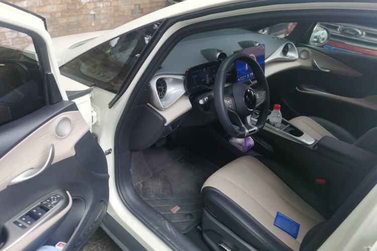 Used BYD Dolphin 2025 Smart Drive Version 420 km Freedom Edition
