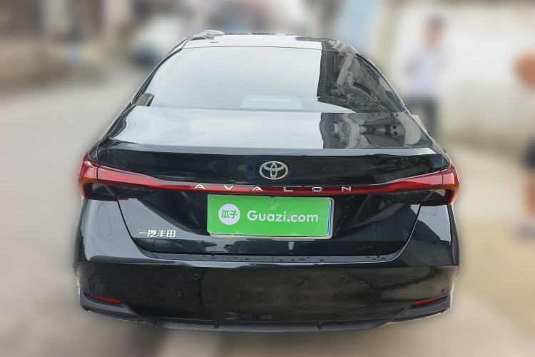 Used Toyota Avalon 2024 2.0L Luxury Edition Rear