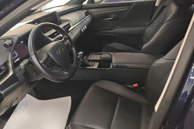 Used Lexus ES 2020 200 Excellence Edition Left Front Seat
