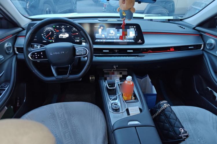 Used Chery Arrizo 8 2023 High-Performance Edition 2.0T DCT Powerfully Equipped Center Console