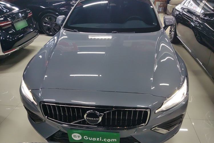 Used Volvo S60 2024 B4 Zhiyi Luxury Edition Front