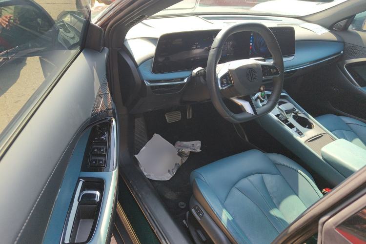 Used MG 7 2023 2.0T Automatic Trophy+ Ignition Glory Edition