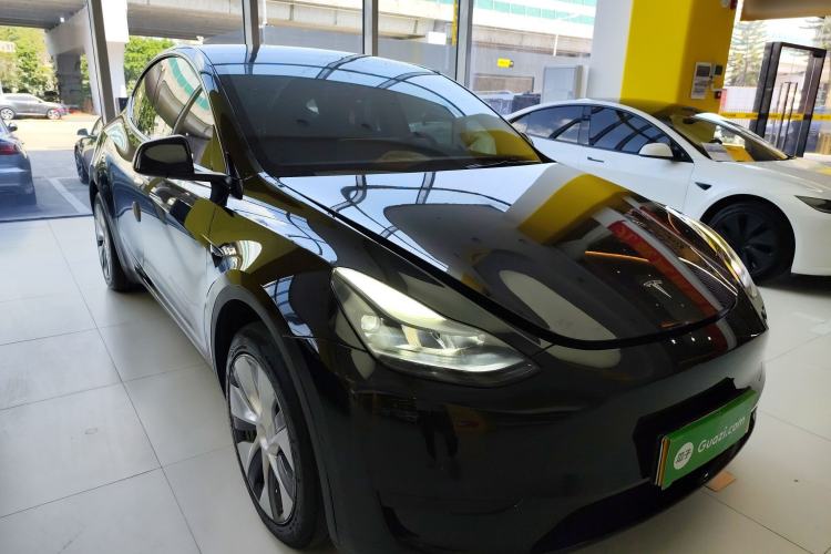 Used Tesla Model Y 2023 Rear-Wheel-Drive Version