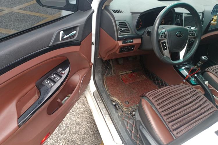 Used BYD Surui 2015 Revised 1.5L Manual Flagship Version