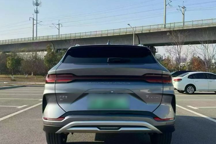 Used BYD Song PLUS New Energy 2024 Honor Edition EV 520km Premium Model
