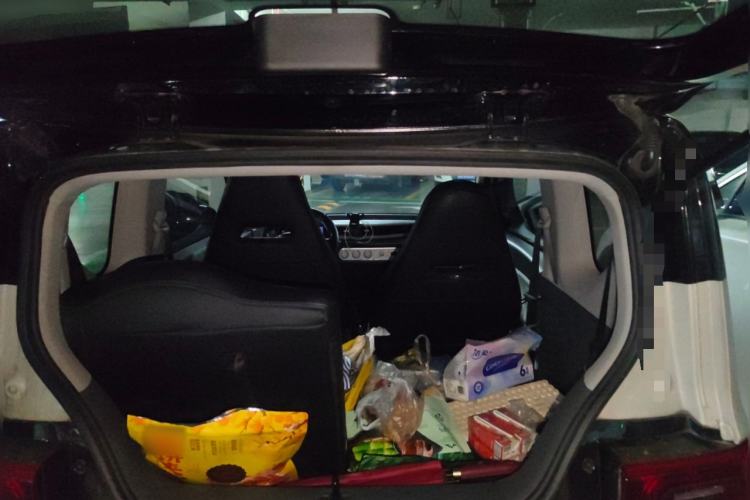 Used Wuling Hongguang MINIEV 2022 Macaron Premium Model – Lithium Iron Phosphate Trunk