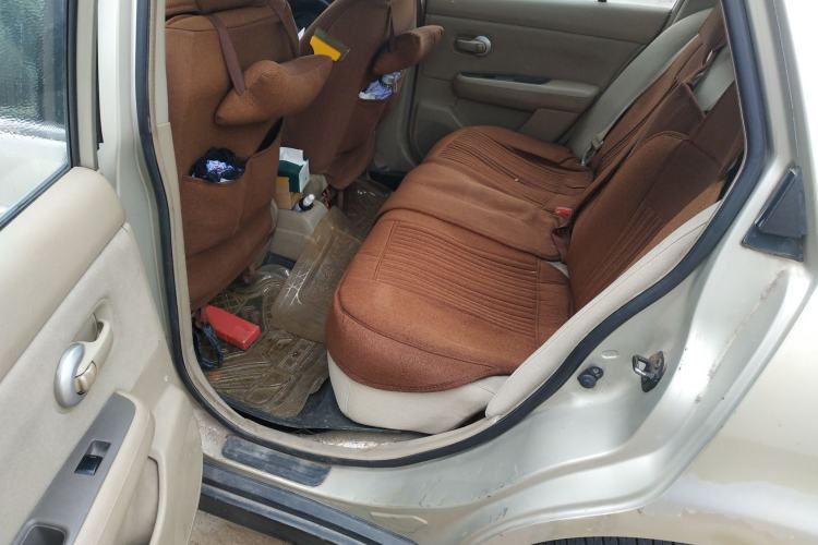 Used Nissan Tiida Sedan 2005 1.6J MT Left Rear Seat