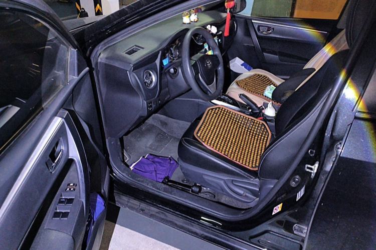 Used Toyota Corolla 2017 Revised Version 1.2T S-CVT GL Driver Seat