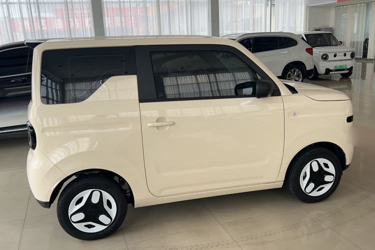 Used Geely Galaxy Panda 2025 210 km – Yuanqi Bear Exterior 6