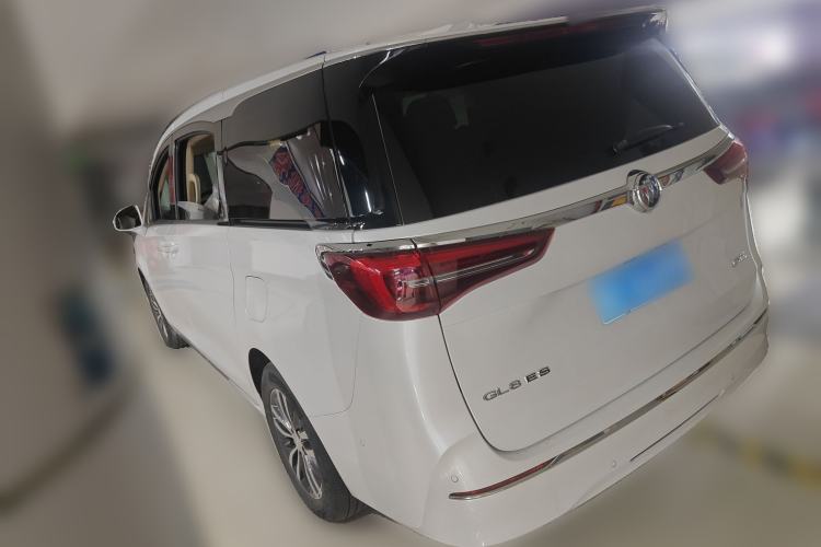 Used Buick GL8 2023 ES Lu Zun Deluxe Model
