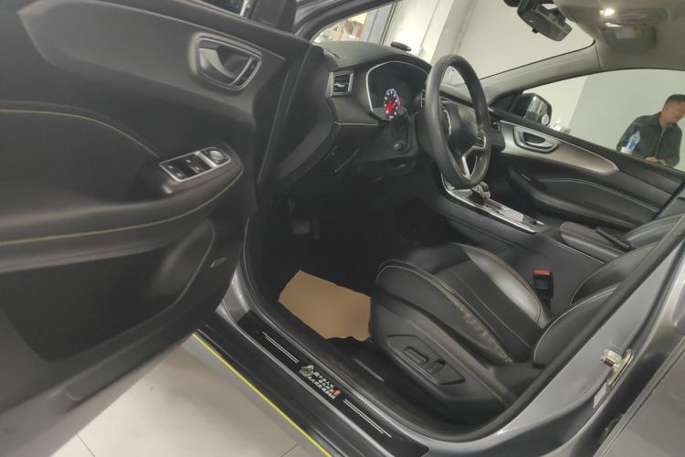 Used Roewe RX5 2020 PLUS 300TGI Automatic Ali National Style Luxury Edition Driver Seat