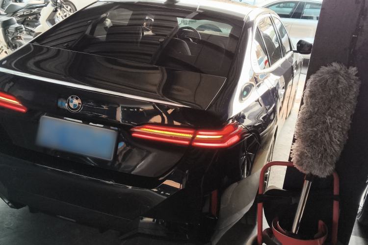 Used BMW 5 Series 2025 530Li Luxury Edition M Sport Package Rear Right 45 Deg